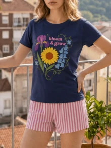 Women's Blue Sunflower Print Short Sleeve T-Shirt And Striped Shorts Pajama Set - Blue - View 5