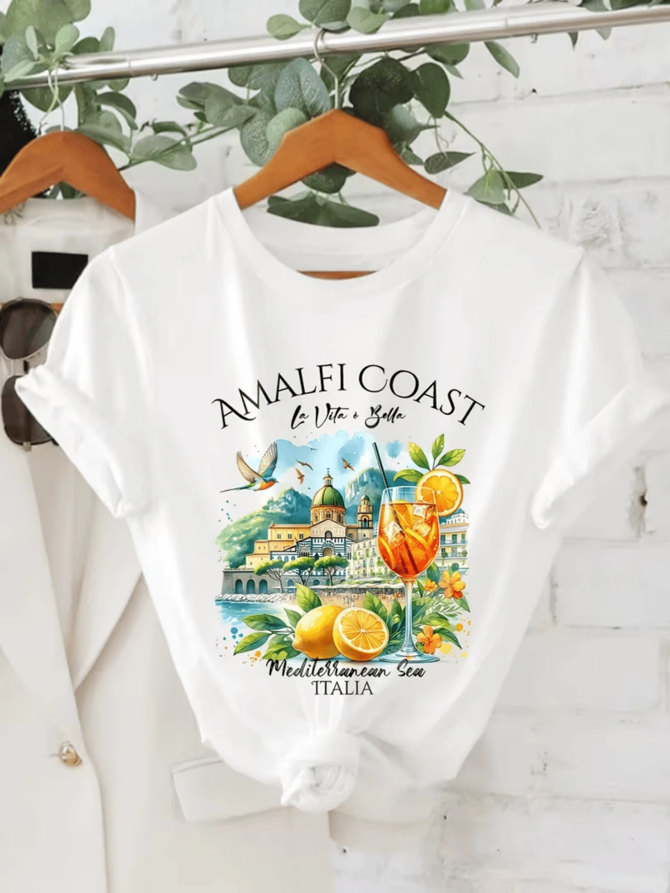 Paisaje costero de Amalfi con limones y bebida refrescante camiseta de mujer Italia Mediterráneo elegante - Blanco - Ver 1