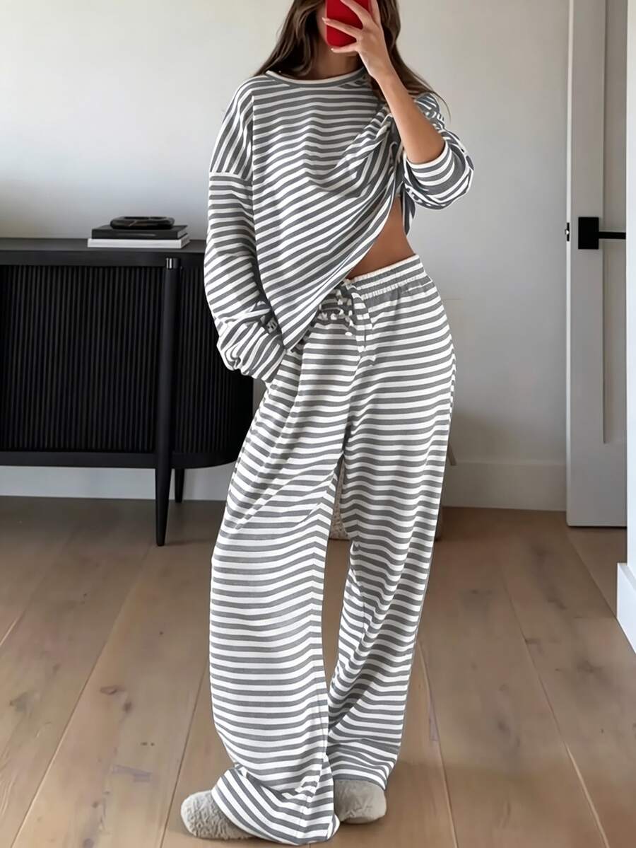 2pcs Women's Solid Color Minimalist Striped Pajama Set, With Pockets, Drawstring Pants And Contrast Color Round Neck Top - Grey - View 1