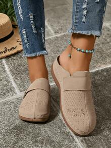 Ladies New Hook-And-Loop Metal Button Flower Pattern Hollow Design Fashionable And Casual Daily Comfortable Light Breathable Vacation Travel Wedge Hee - Grey - View 3