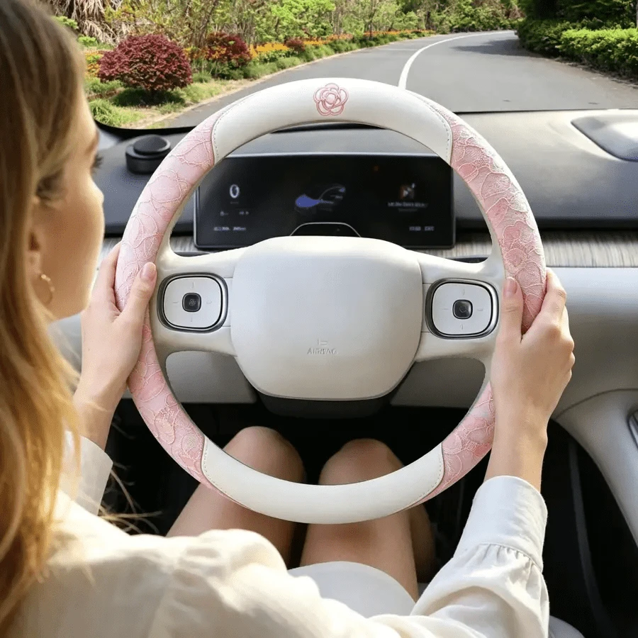 Car Steering Wheel Cover, Lace Pattern With Napa Leather Patchwork, Rubber Inner Ring, 15 Inch Universal, Breathable And Non-Slip, Suitable For Cars And SUVs, Girly Style Car Accessories, Car Interior Decor - F104 - View 1
