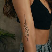 1pc Waterproof Anti-Rub PVC Realistic Tattoo Sticker With Small Fish Pattern, Suitable For Daily Use - Grey - View 3