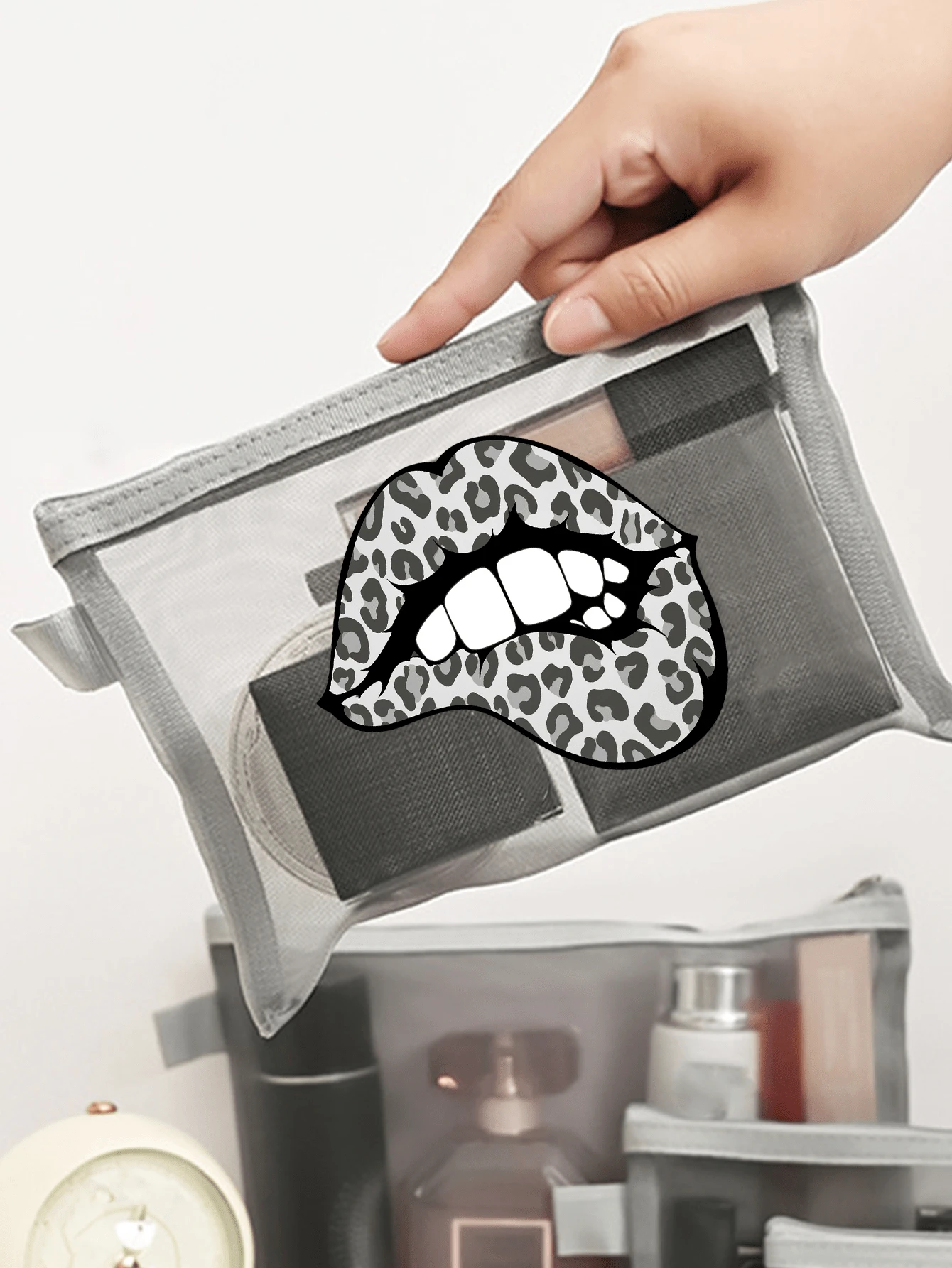 Fashion Leopard Print Lip-Shaped Mesh Beach Bag, Portable Mesh Makeup Bag, Zipper Travel Organizer - Lightweight, Fade-Resistant Cosmetic And Toiletry Bag, Suitable For Men And Women, Ideal Gift For Mothers, Teachers, Friends, Nurses, Essential For School, Vacation, Travel, Perfect For Teacher's Day And Back To School Season,Back To School - Multicolor - View 1