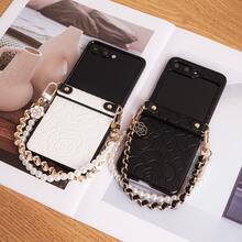 Luxurious Embossed Carved Embossed Floral Pattern Faux Leather Folding Phone Case With Hinge Protection Strap 1pc Faux Leather Pearl Floral Bracelet Phone Lanyard Compatible With Samsung Galaxy Z Flip 8/7/7FE/6/5/4 5G Foldable Phone Protective Cover - White - View 5