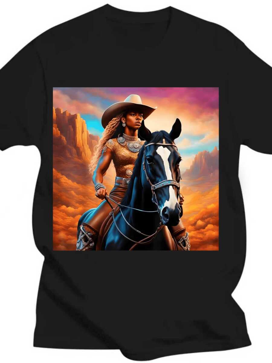 Cowgirl T-Shirt. - Black - View 1