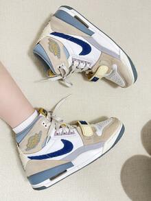 Nike Sepatu Basket High-Top Jordan Legacy 312 3-in-1 dengan Bantalan Velcro, Kenyamanan Retro Rebound, Ukuran GS Unisex - Putih/Krem/Biru - View 1