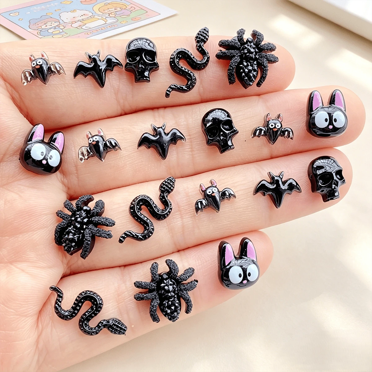 10/30/60pcs Halloween Resin Craft Set - Cartoon Black Halloween Skull, Spider, Little Snake, Bat, Black Cat Flat Back Decor Nails Art, Scrapbooking, DIY Jewelry Making - Fun Animal Designs, Christmas Halloween Creative Enthusiasts - Random Mix - Multicolor - View 1