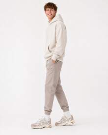 New Balance NB 530 Comfortable, Versatile, Durable Low-Top Chunk Shoes, Unisex, White/Grey - White - View 8