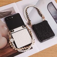 Luxurious Embossed Carved Embossed Floral Pattern Faux Leather Folding Phone Case With Hinge Protection Strap 1pc Faux Leather Pearl Floral Bracelet Phone Lanyard Compatible With Samsung Galaxy Z Flip 8/7/7FE/6/5/4 5G Foldable Phone Protective Cover - White - View 6