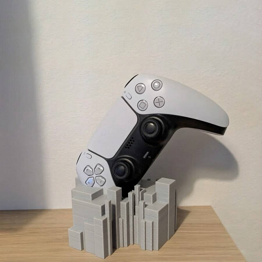 Glitch Style Controller Stand Compatible With PS4/ Controllers, Dual Platform Universal, Pixel Misalignment Desktop Ornament, Creative Gaming Peripheral, Hardcore Gamer Gift - Fault-style Handle Holder - View 1