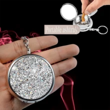 Cenicero portátil redondo con strass y llavero, mini cenicero de bolsillo para viajes y almacenamiento al aire libre, accesorio de moda, regalo de cumpleaños y festividades - Cenicero redondo portátil con pedrería - Ver 9