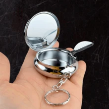 Cenicero portátil redondo con strass y llavero, mini cenicero de bolsillo para viajes y almacenamiento al aire libre, accesorio de moda, regalo de cumpleaños y festividades - Cenicero redondo portátil con pedrería - Ver 2