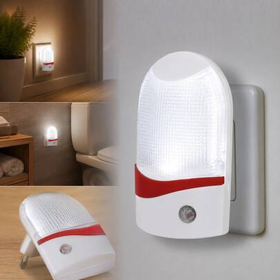 Luminaria Bivolt de Tomada com Sensor Branco Frio 8,7cm C99