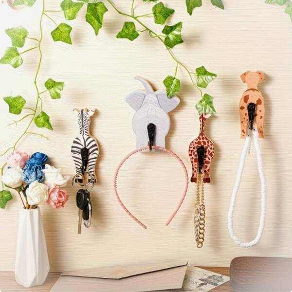 Gancho de chave 2D plano com forma de animal de estimação fofo, gancho de casaco de madeira montado na parede para porta de casa, casa de banho e sanita, suporte de chaves de madeira multifuncional com 4 ganchos de metal, decoração de parede, decoração de entrada, decoração de quarto, decoração de moradia