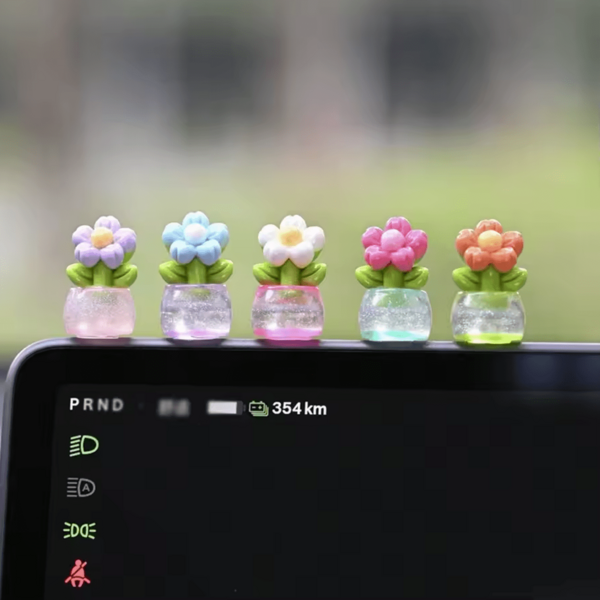 5/6//10/20/30/50pcs Random Color Car Center Console Car Screen Cute Small Flower Pot Creative Decorative Ornament