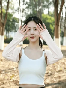 女款冰絲袖套附頸部防護－透氣涼感防曬，肩部與手臂防護，適用於瑜伽、戶外、海灘及泳池派對 - 無前檔寬鬆版 - 查看 11