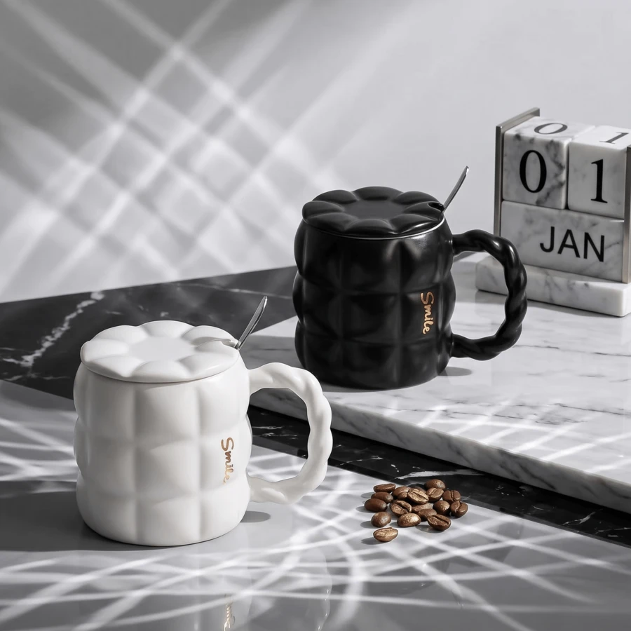 1pc Classic Plaid Pattern Ceramic Coffee Mug, Suitable For Cafe, Kitchen Or Home Use, Ideal For Birthday Gift And Photo Prop - Multicolor - View 1