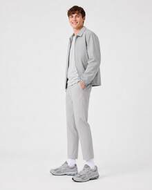 New Balance NB 2002R 復古百搭 格雷系 網布 低筒 休閒跑步鞋 男女同款 雲霧灰 - 灰色 - 查看 7
