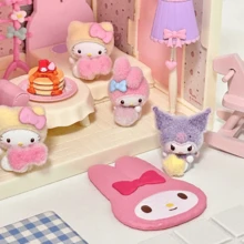 (隨機1件) 正版授權 Sanrio 十二生肖桌面擺飾，Hello Kitty 主題迷你桌面裝飾，成人居家造型配件，14+ - 彩色 - 查看 6