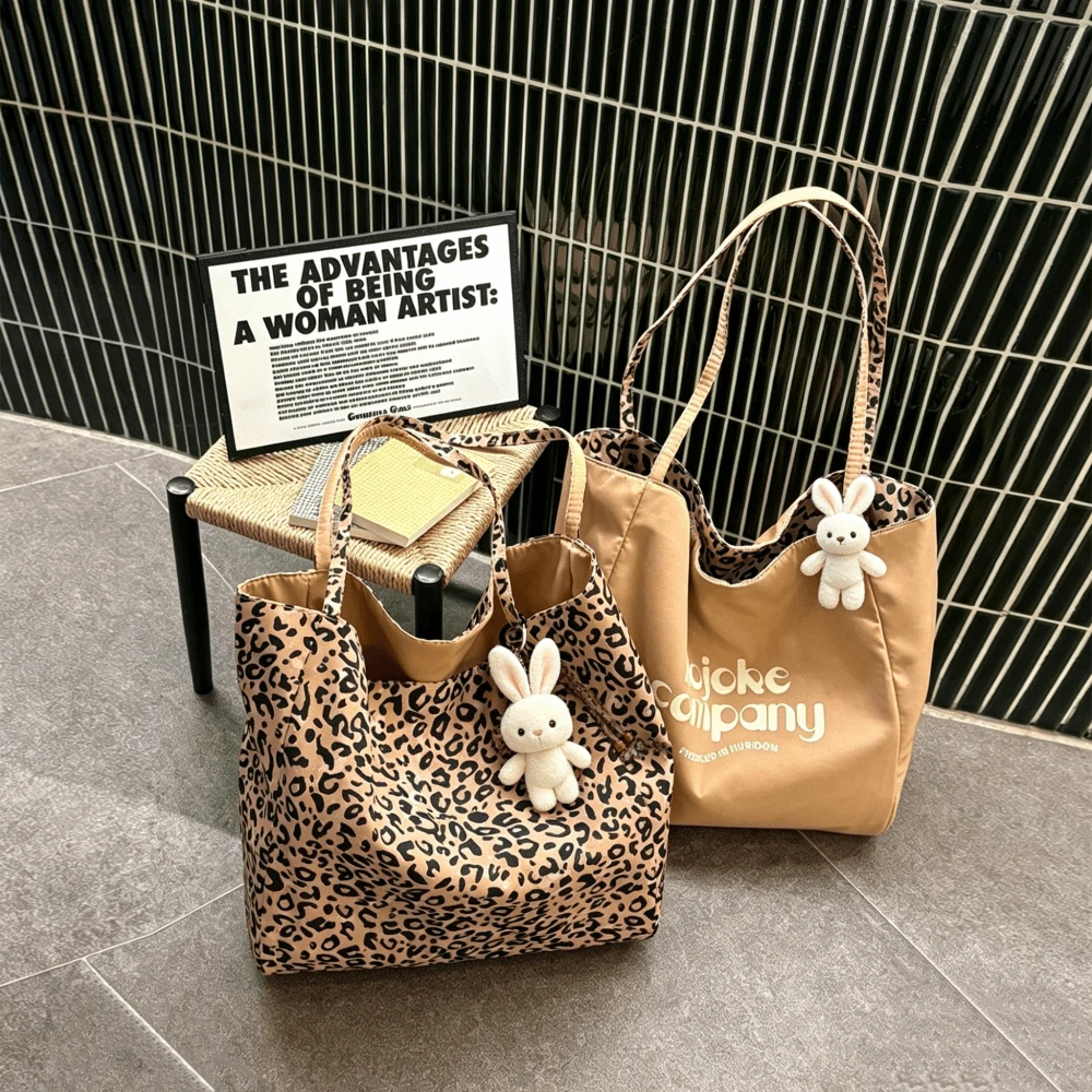 Leopard Print Canvas Tote Bag, Large Capacity Reversible Handbag, New Style Commuter Shoulder Bag, Casual Versatile (Pendant Not Included) - Multicolor - View 1