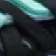 藍綠色