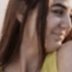 متعدد الألوان