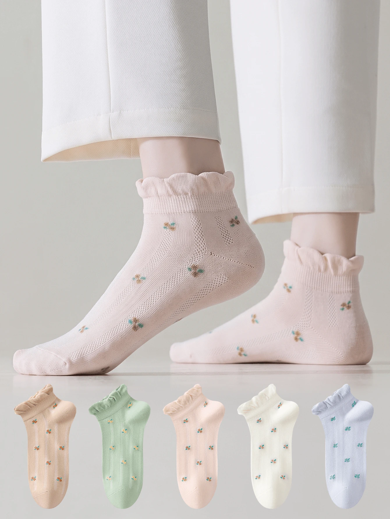 ZUJO 5 Pairs Women's Short Socks, Floral Pattern, Suitable For Year-Round Family Travel, Simple And Comfortable, Random Colors - Multicolor - View 1