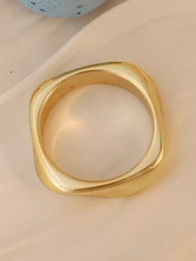 3件組金色手鐲套組，優雅極簡手鐲組合，可疊戴或單獨佩戴，適合日常穿著與度假 - 金色 - 查看 2