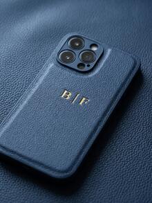客製化個性化縮寫姓名 3D DIY 刻字字母手機殼，相容 iPhone 17 16 15 14 13 12 11 Pro Max 16 15 14 Plus，相容 Galaxy S25 S24 S23 S22 S21 Ultra Plus A55 A54 A53 A52 A34 A33 A32 A15 A14 A13 A12，後蓋奢華韓風軟 PU 皮革防震保護殼，燙金皮革手機殼，節日禮物送給愛人、朋友、家人 - 藏蓝色 - 查看 5