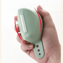 1件手持式儲存型蔬果削皮器，多功能削皮器附可拆卸碎屑收集盒，鋒利不鏽鋼刀片省力易清洗，適用馬鈴薯、胡蘿蔔、小黃瓜、蘋果及日常居家食材備餐廚房工具 - 彩色 - 查看 2
