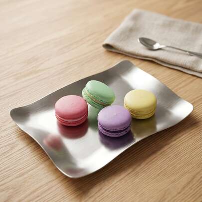 1 Pc/3 Pcs Fashion Style Stainless Steel Wavy Plate, Light Luxury Simple Irregular Dessert Plate, Coffee Shop Tray, Afternoon Tea Tray. Suitable For Restaurants, Living Rooms, Homes, Weddings, Gatherings, And Party Settings. Available In Three Sizes.