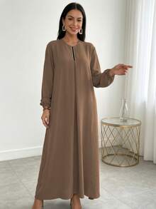1 buah Gaun Abaya Sederhana Gaya Madinah, Pakaian Kasual Esensial, Busana Tradisional yang Indah, Desain Lipatan Depan yang Elegan - MultiWarna - View 7