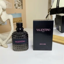 Valentino Uomo Born In Roma EDT 100ml Hombre - Spicy Woody - View 4