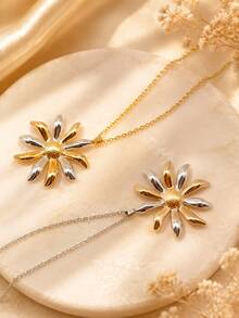 1pc Elegant Style Daisy Shaped Stainless Steel Women's Pendant Necklace Suitable For Daily Wear/Date/Travel/Gift - Multicolor - View 1