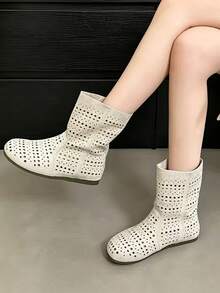 Sandal boots nữ mới phong cách Anh mùa hè, màu Maillard retro, đục lỗ thoáng khí, đế bệt - Màu be - Xem 2