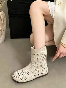 Sandal boots nữ mới phong cách Anh mùa hè, màu Maillard retro, đục lỗ thoáng khí, đế bệt - Màu be - Xem 3