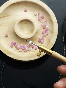 Wooden Handle French Embroidery Crochet Hook Set, Equipped With 0.8/1.0/1.2mm Three Interchangeable Needle Heads, Bead Embroidery, Reverse Embroidery, High-End Silk Embroidery And Other Craft Tools, Suitable For Clothing Modification, Lace Handmade And Handmade Jewelry Making, Essential Handmade Accessories For Clothing Decoration Enthusiasts - French Crochet - View 5