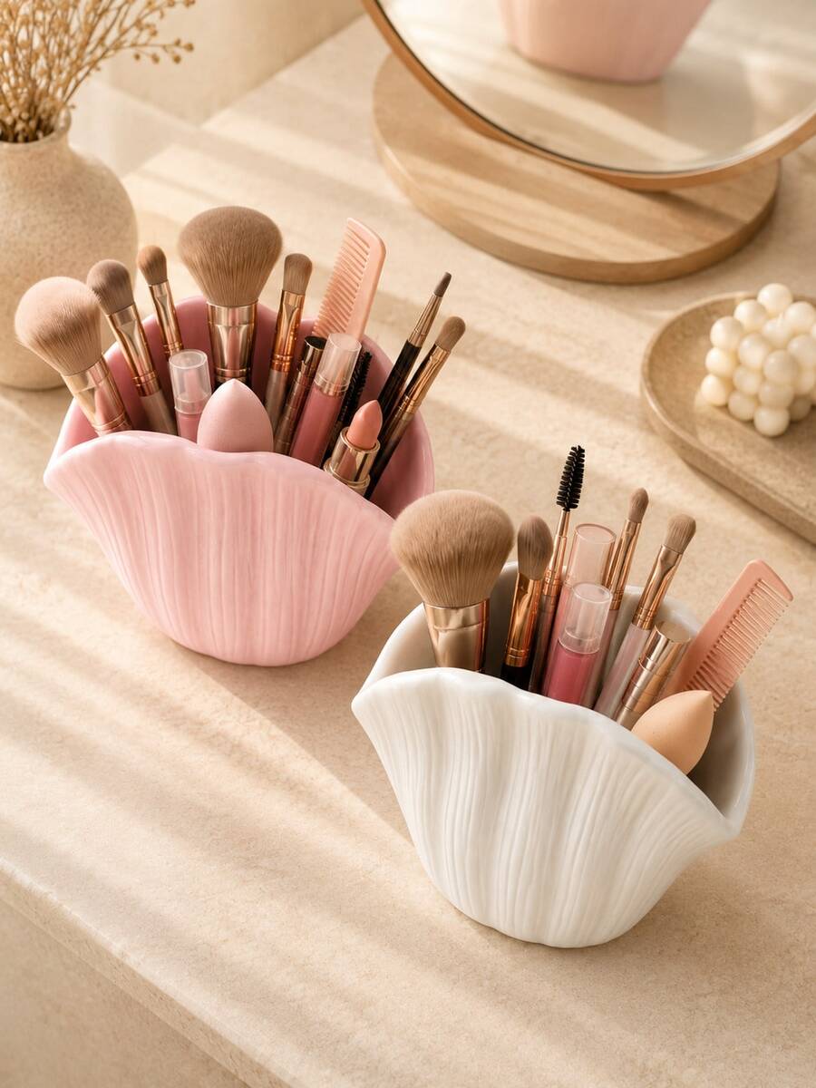 Kawaii Pink & White Shell-Shaped Resin Organizer With Vertical Texture, Multi-Use For Makeup Brushes & Pens, Vanity Bathroom Desk Decor & Birthday Gift For Girls - View 1