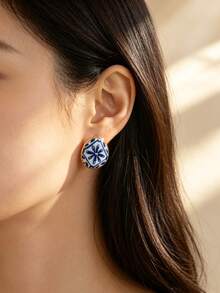 1 Pair Blue And White Porcelain Flower Stud Earrings For Women, Daily And Vacation Wear - FLOWER Earring - View 5