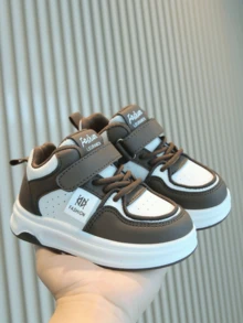 Sepatu Olahraga Kasual Modis Anak-Anak dengan Sol Luar Anti Selip dan Tahan Aus - Coklat - View 1