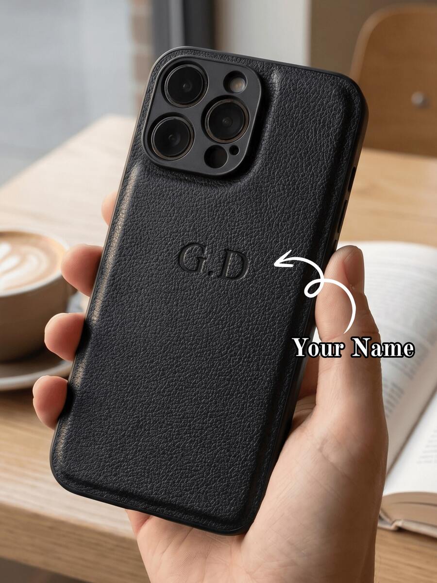 客製化姓名手機殼，適用 11 12 13 14 15 16 17 Pro Max Plus，韓系奢華 PU 皮革 3D DIY 刻字字母縮寫防震手機殼，送給朋友與家人的靜奢風個性化禮物，美學設計