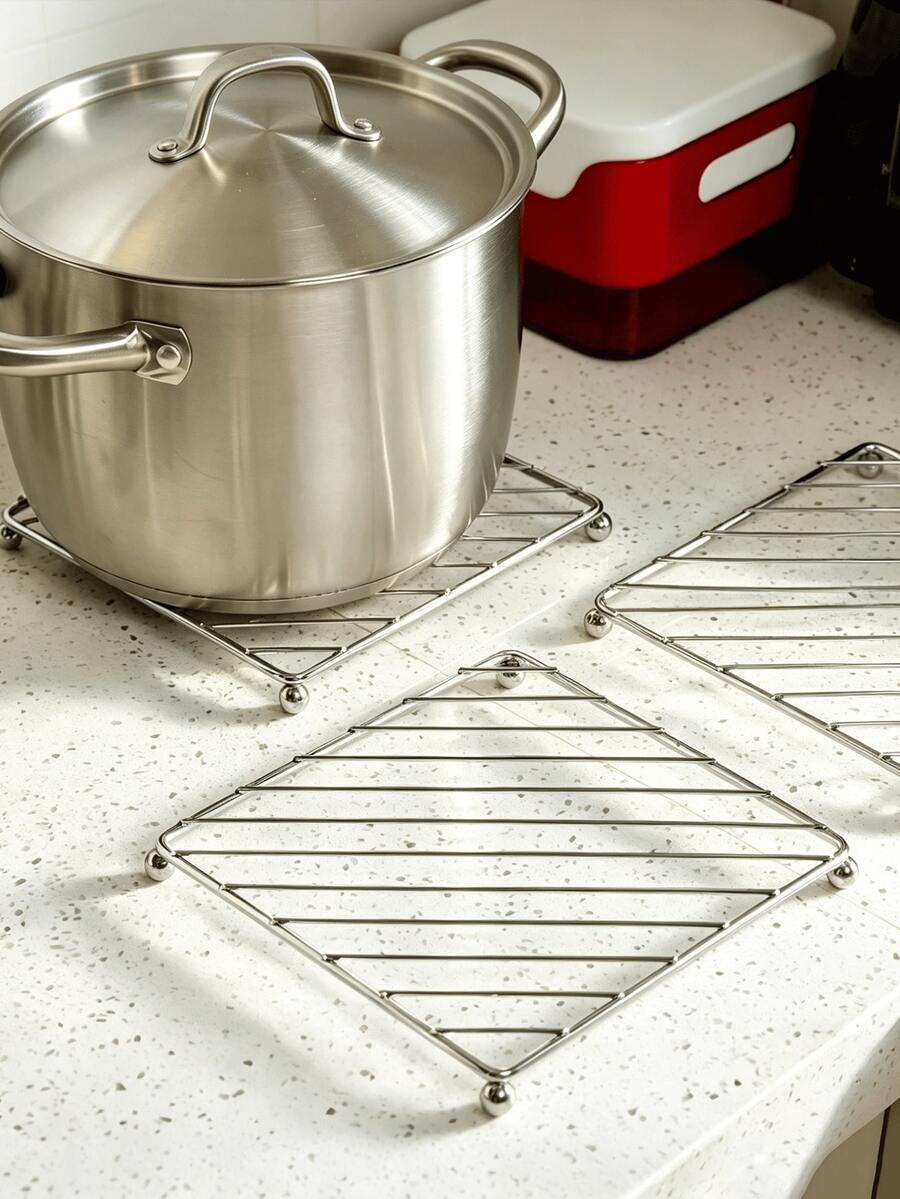 Square Heat Insulation Pad Heat Resistant Kitchen Table Mat Coaster Placemat Christmas Gift Protect Tabletop And Kitchen Counter Suitable For Placing Pots Hot Cookware Beverages Heat Insulation And Temperature Reduction Kitchen - View 1