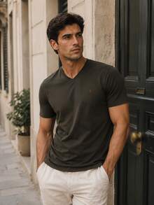 T8568 DEWBERRY Men V NECK T-SHIRT - Army Green - View 1