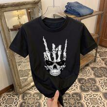 Black T-Shirt With Skeleton Hand Skull Print, Gothic And Streetwear Style, Short Sleeve Graphic Tee, Round Neck, Casual Outfit For Women, Urban Fashion And Everyday Wear - 黑色 - 查看 2
