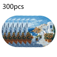 圓形與橢圓形聚酯纖維餐墊 36*36cm,聖托里尼白色建築、藍色海洋與藍色門窗、三角梅印花,防水耐熱可水洗,適用於餐桌裝飾與隔熱 - 彩色 - 查看 16