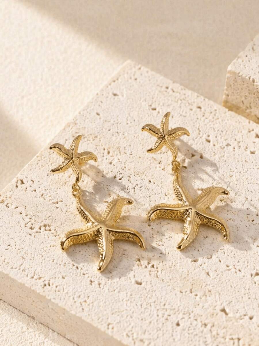 1 Pair Double Starfish Gold Dangle Earrings, Textured Ocean Design For Beach And Vacation Outfits. - Yellow Gold - View 1