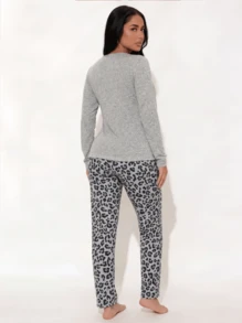 Snug League Gray Heart Print Long Sleeve Top & Pants Pajama Set For Women, Winter Clothes - Grey - View 8