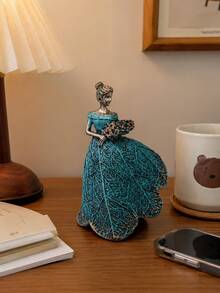 Cute Small Home Decor Statue, Resin Lady Figurine For Desk Shelf Decoration, Simple Room Accent Ornament, 15cm Table Decor - New Model - View 2
