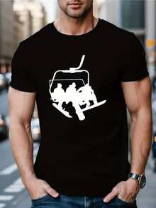 Esquiadores aventureros viajando en telesilla sobre monta?as nevadas simbolizando libertad y pasión por deportes de invierno camiseta de hombre - Negro - Ver 1