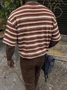 Camiseta casual de hombre FRACTYR de verano, corte boxy holgado, estilo callejero americano high street, con estampado de letras y rayas, cuello redondo, cómoda y transpirable para uso en exteriores - Marrón - Ver 3